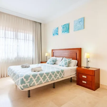 Lägenhet Luxury 3 Bedroom With Sea View Solarium