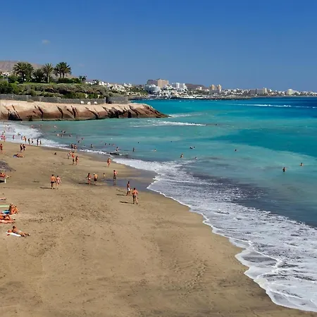 Апартаменты Luxury 3 Bedroom With Sea View Solarium
