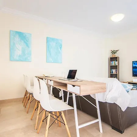 Апартаменты Luxury 3 Bedroom With Sea View Solarium *