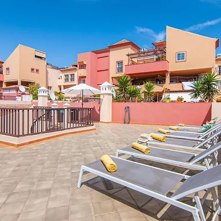 Luxury 3 Bedroom With Sea View Solarium Апартаменты Адехе