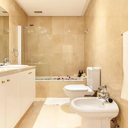 Luxury 3 Bedroom With Sea View Solarium Апартаменты