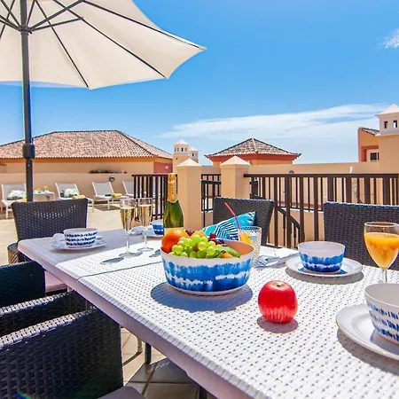 Апартаменты Luxury 3 Bedroom With Sea View Solarium *
