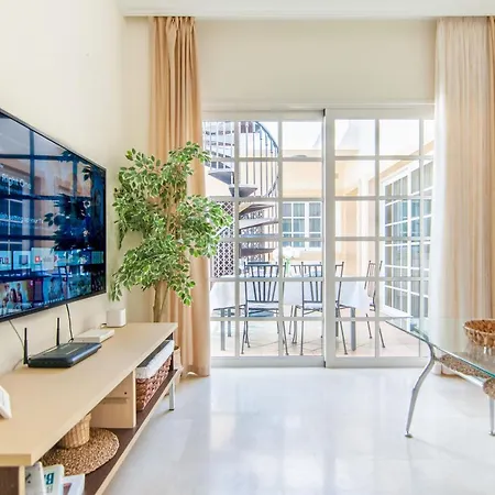 Luxury 3 Bedroom With Sea View Solarium Апартаменты