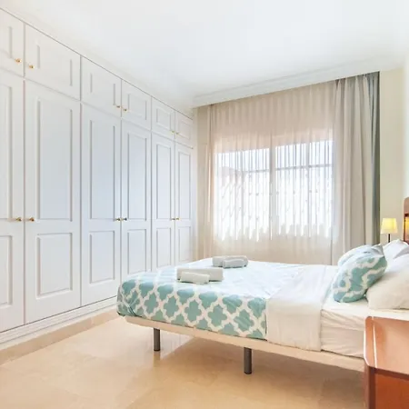 Luxury 3 Bedroom With Sea View Solarium Апартаменты *
